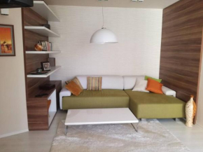 Top luxury apartment, great location